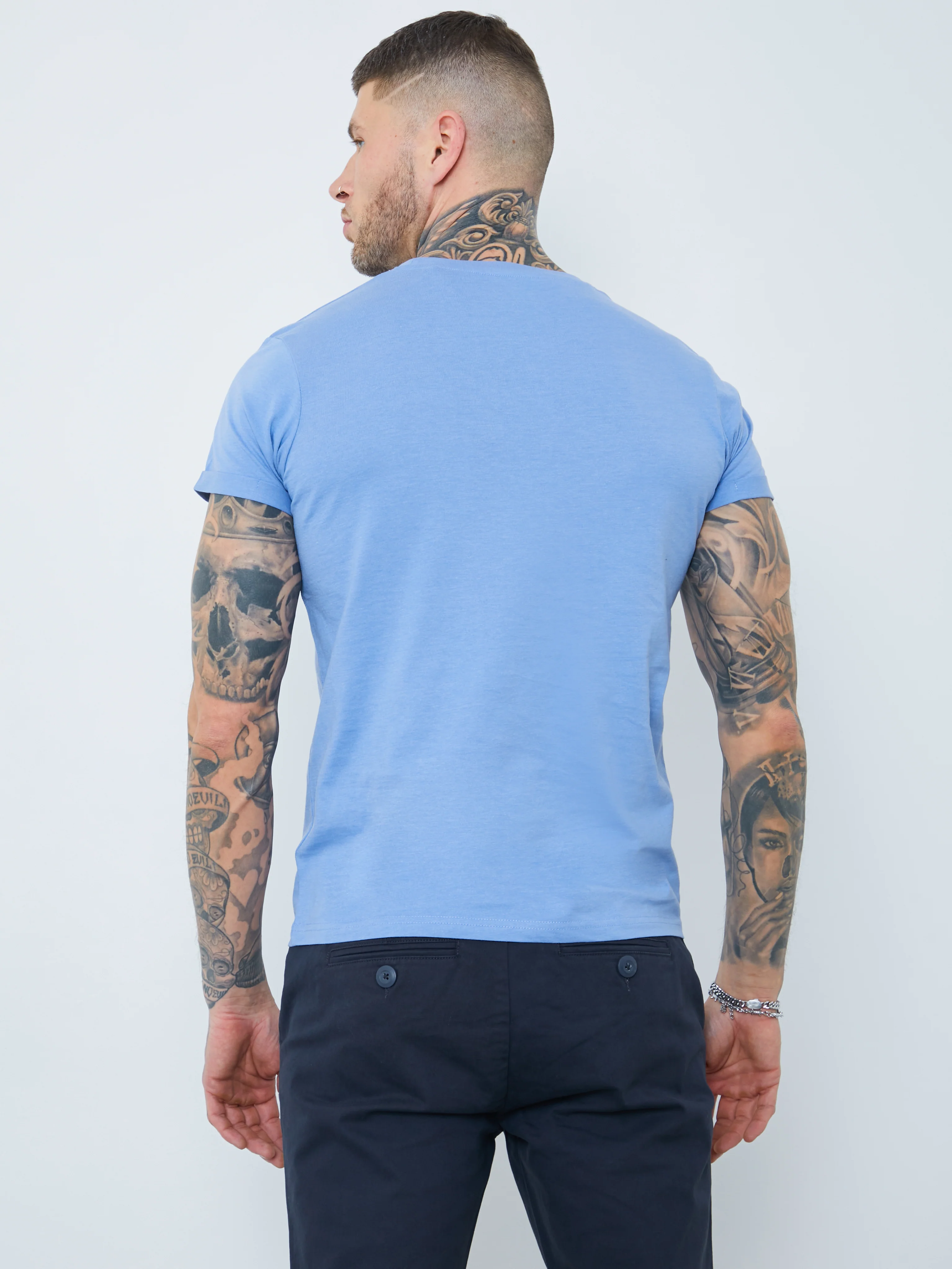 Crew Neck Pocket Roll Tee - Image 10
