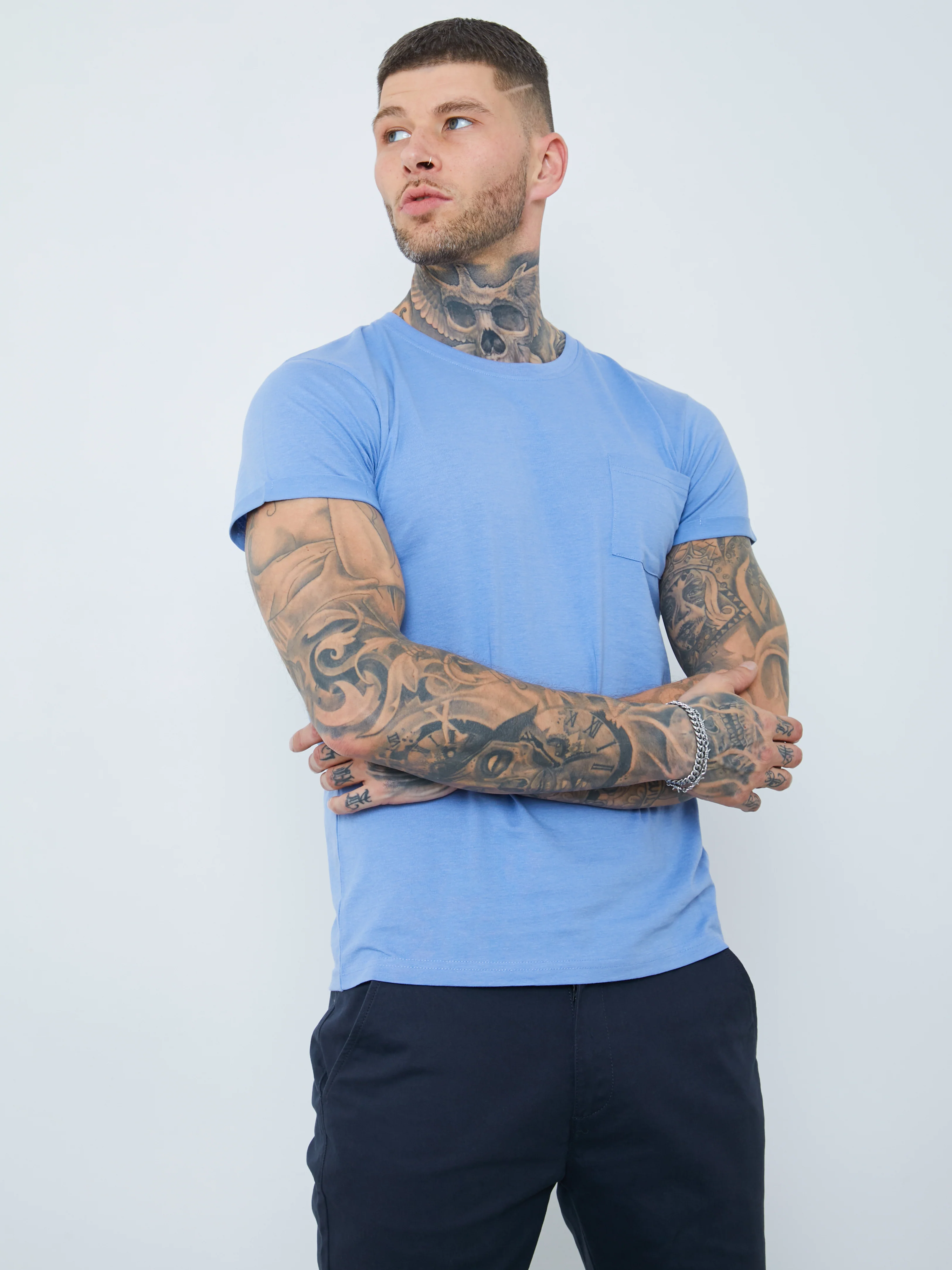 Crew Neck Pocket Roll Tee - Image 9