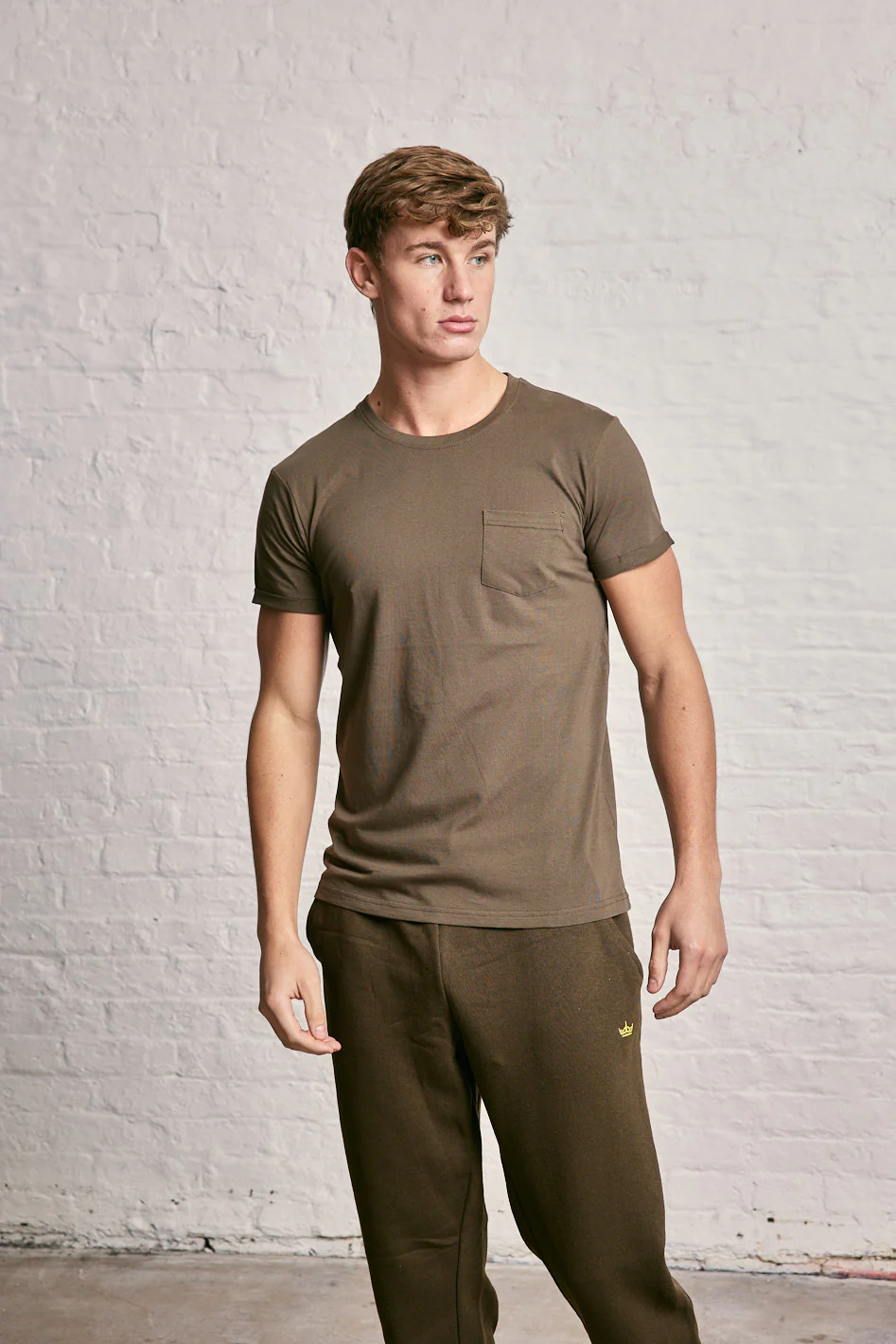 Crew Neck Pocket Roll T-Shirt - Image 28