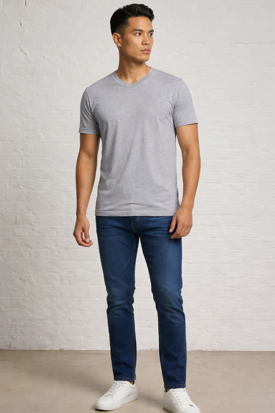 Crew Neck Pocket Roll T-Shirt - Image 32