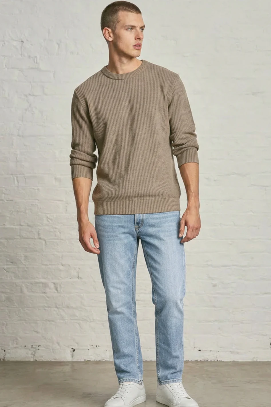 MENS IN RELAXED DENIM