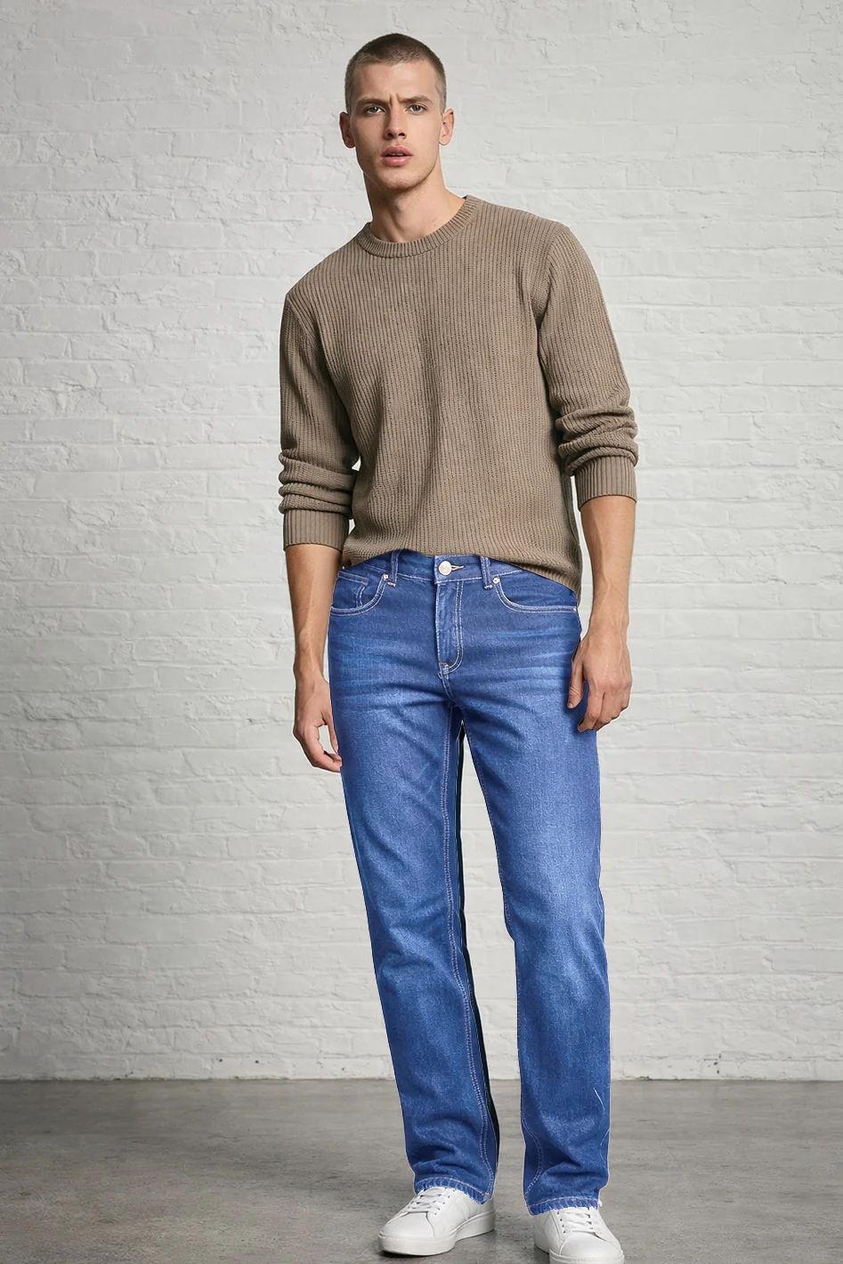 MENS IN STRAIGHT DENIM - Image 4