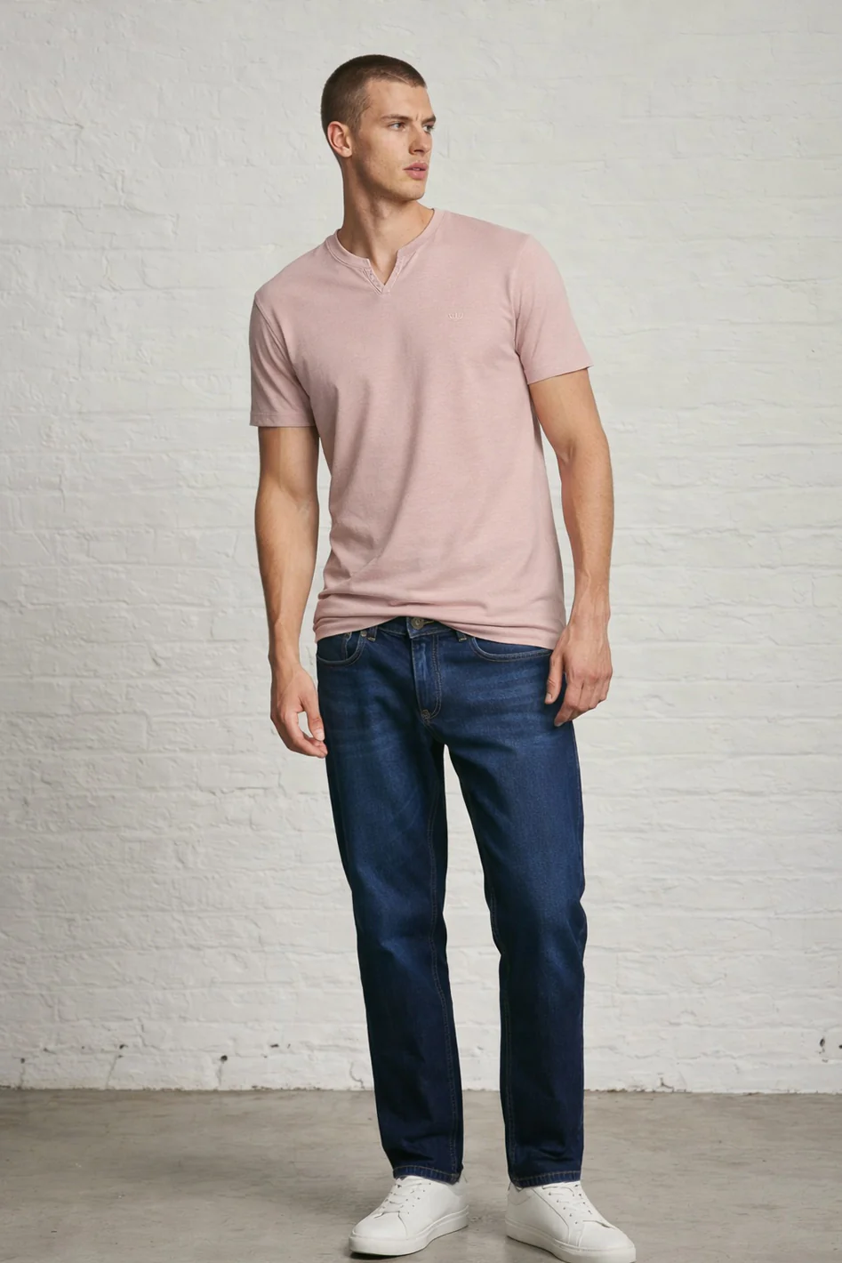 MENS MENS NOTCH NECK TSHIRT - Image 11