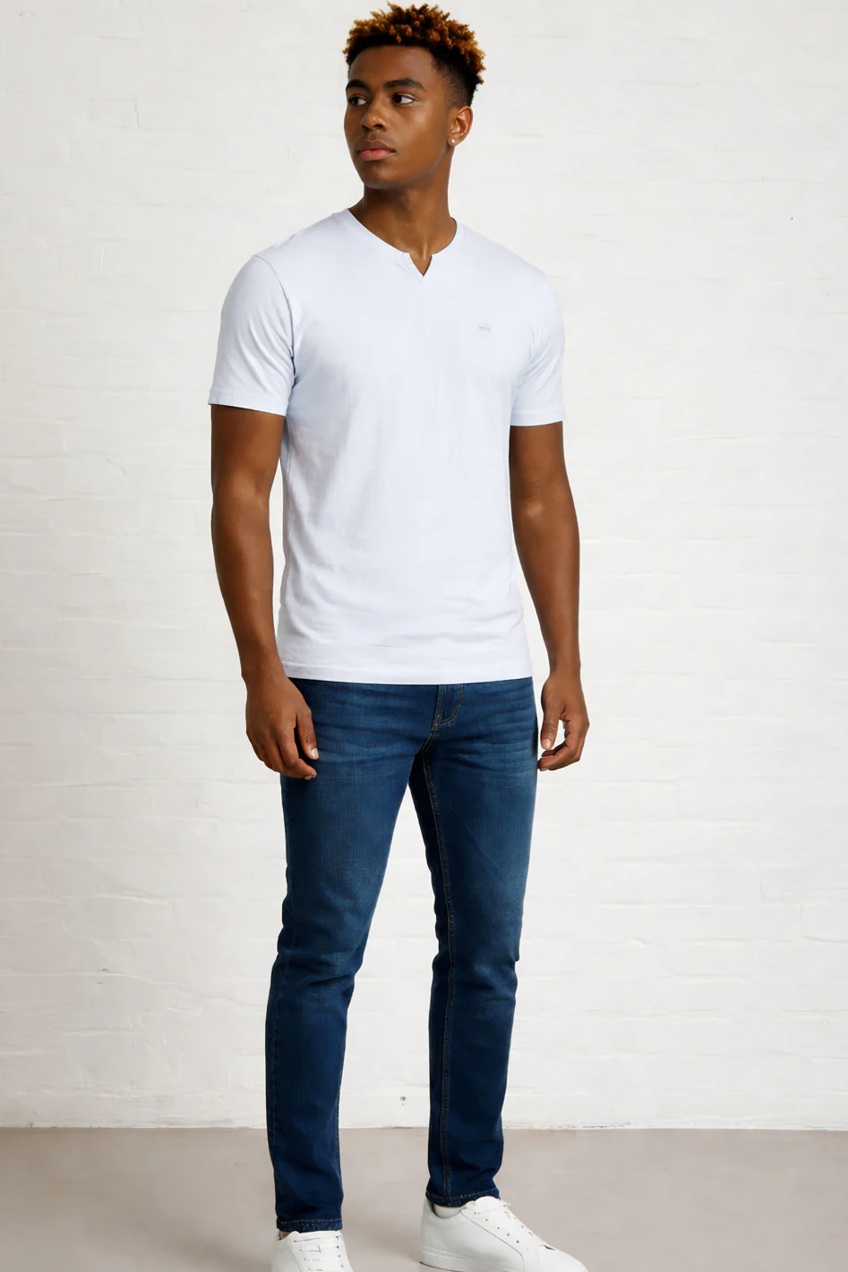 MENS MENS NOTCH NECK TSHIRT - Image 4