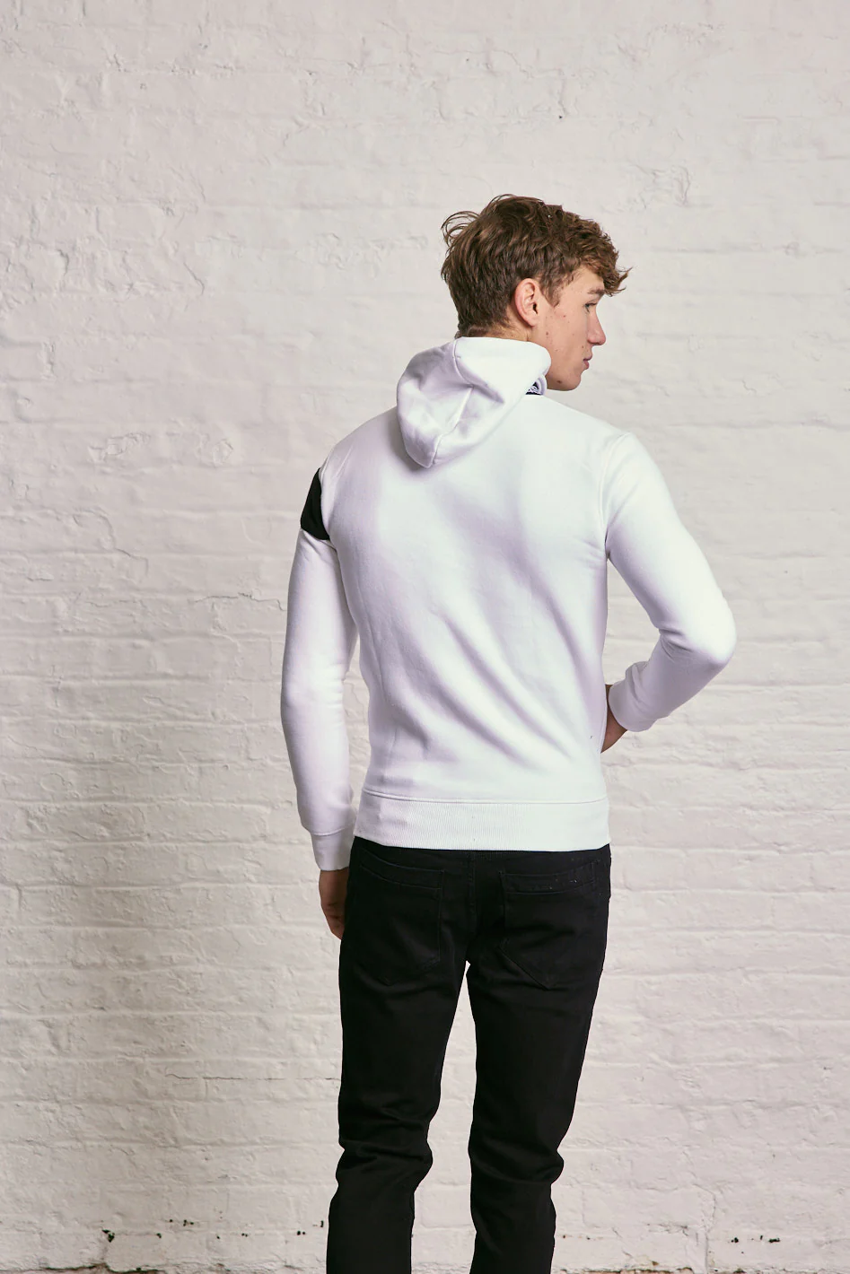 Round Tape Neck Hoodie - Image 3